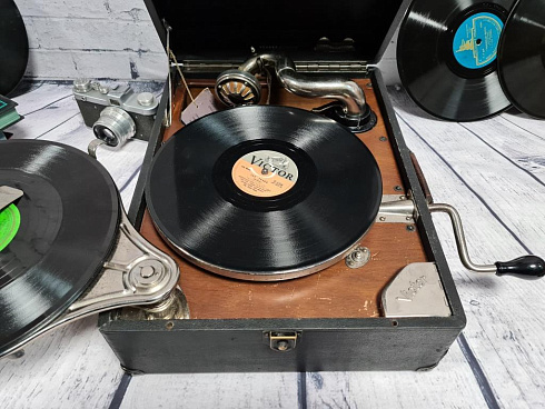 Патефон «Victrola», "Victor", USA, 1930-е годы