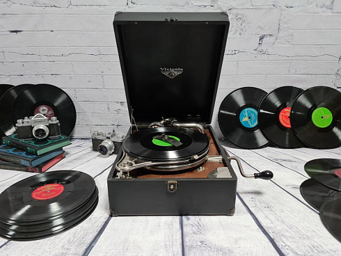 Патефон «Victrola», "Victor", USA, 1930-е годы