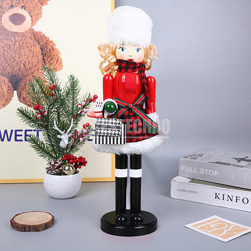 Фигурка FASHION DOLL деревянная, 40 см