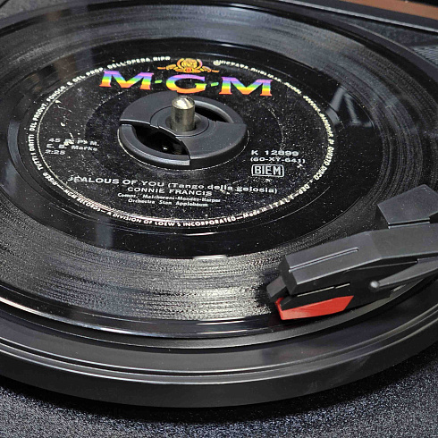 Портативный виниловый проигрыватель VICTROLA, 33/78/45 об/мин, +BT/AUX/LINE, цвет чёрный